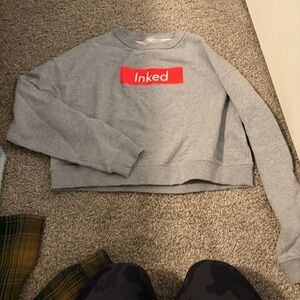 Inked cropper sweatshirt